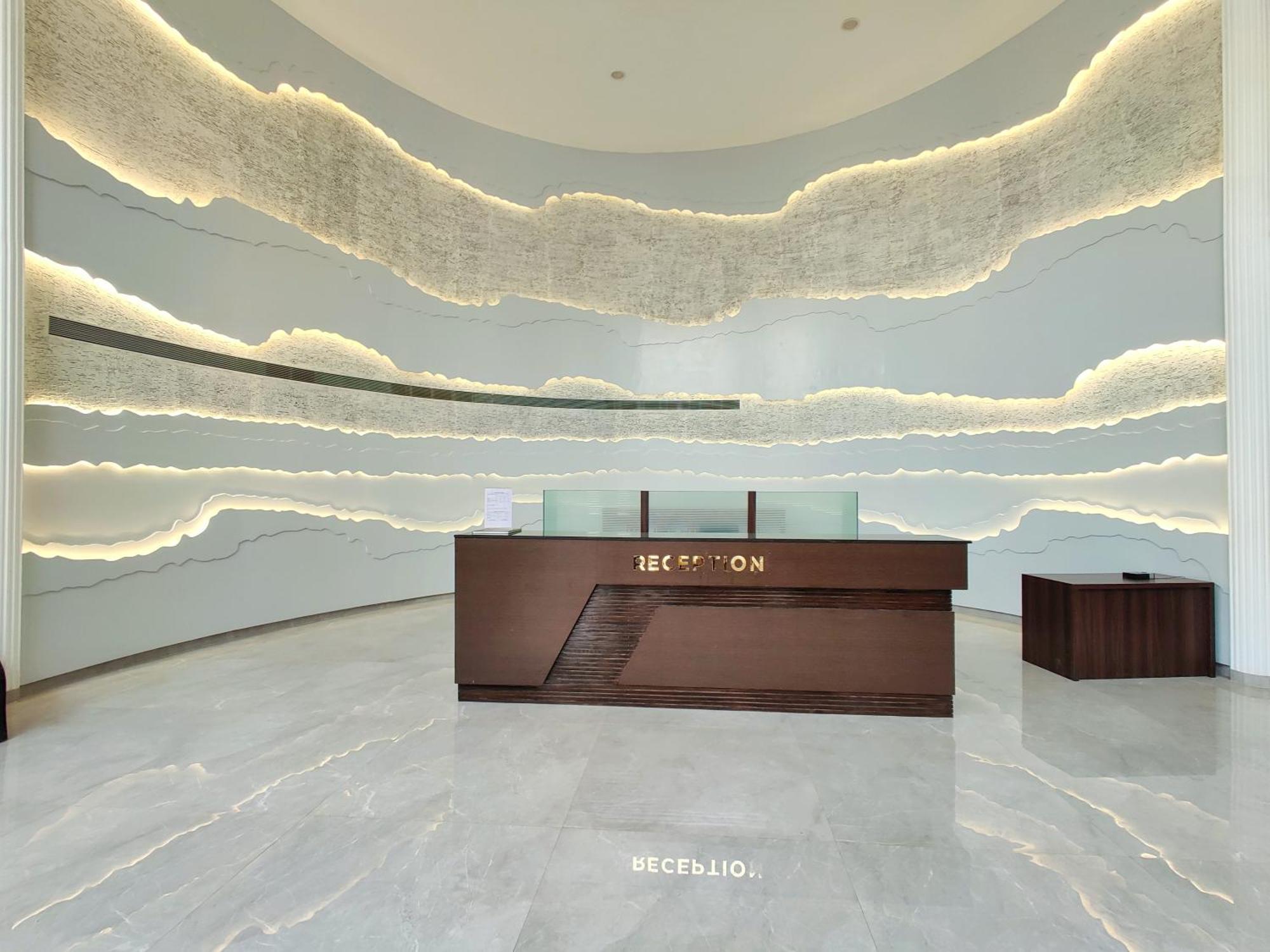 Golden Chariot Hotel 다만 외부 사진